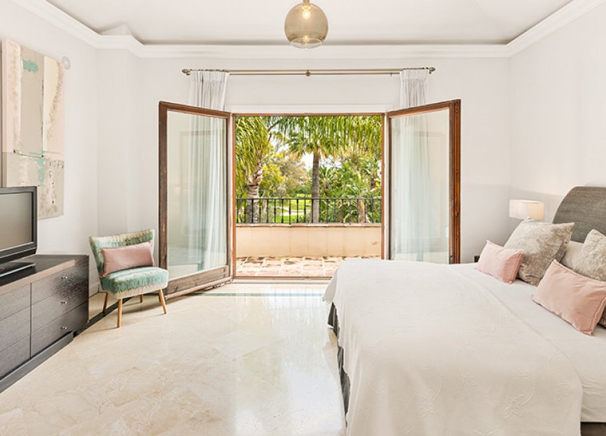 Reventa - House - Detached Villa - Marbella - Nueva Andalucia