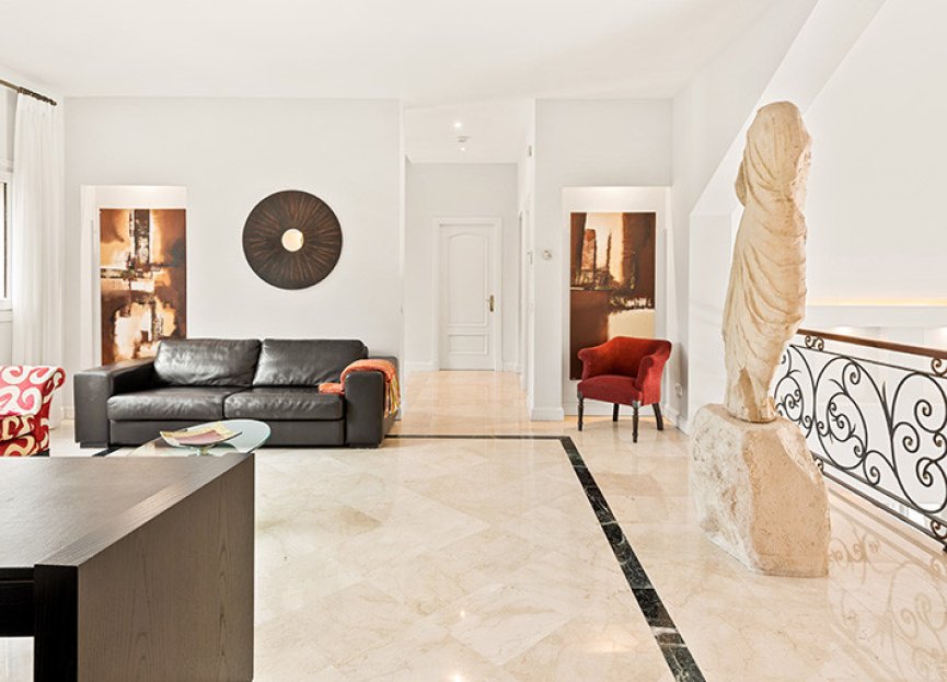 Reventa - House - Detached Villa - Marbella - Nueva Andalucia