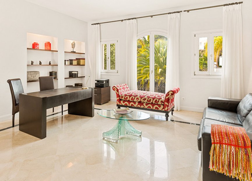 Reventa - House - Detached Villa - Marbella - Nueva Andalucia