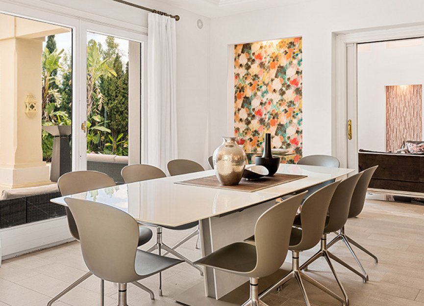 Reventa - House - Detached Villa - Marbella - Nueva Andalucia