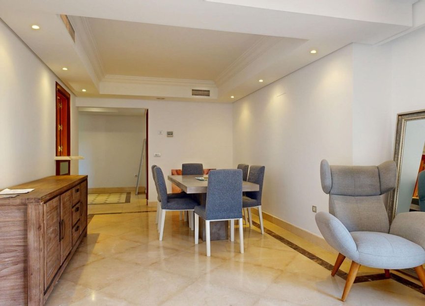 Reventa - Apartment - Middle Floor Apartment - Estepona - Estepona Centro