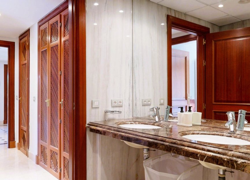 Reventa - Apartment - Middle Floor Apartment - Estepona - Estepona Centro