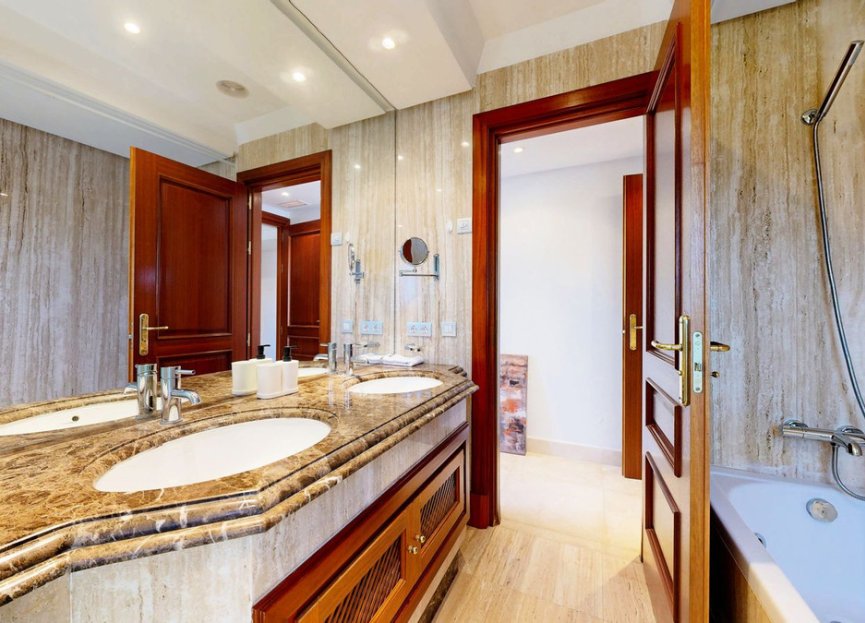 Reventa - Apartment - Middle Floor Apartment - Estepona - Estepona Centro