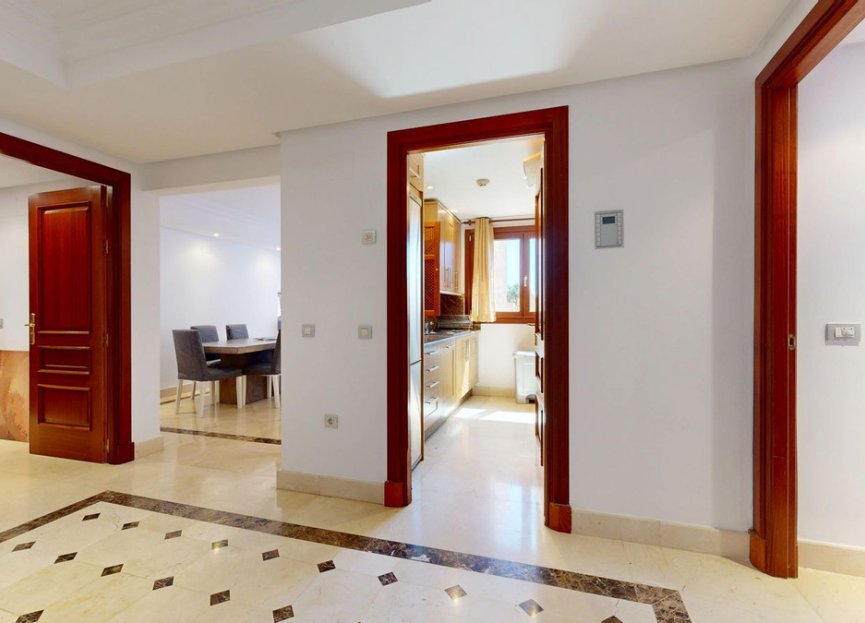 Reventa - Apartment - Middle Floor Apartment - Estepona - Estepona Centro