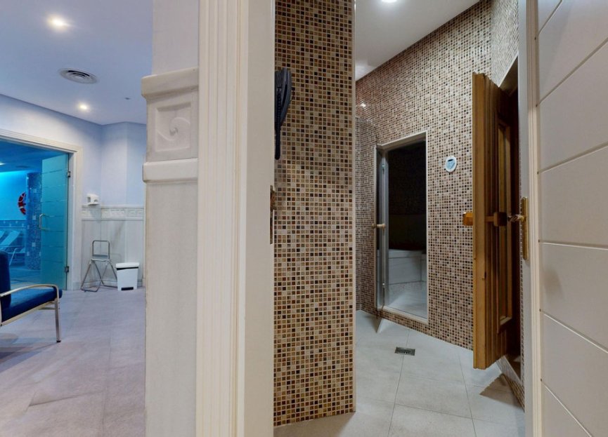 Reventa - Apartment - Middle Floor Apartment - Estepona - Estepona Centro