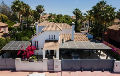 Resale - House - Detached Villa - Marbella - Puerto Banús