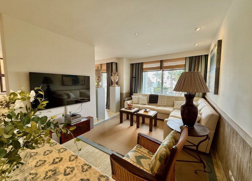 Resale - Apartment - Penthouse - Estepona - Estepona Centro