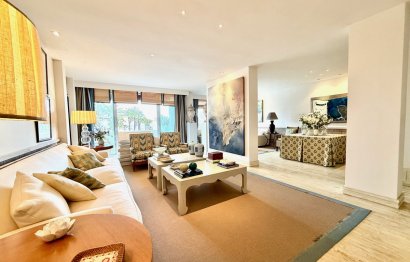 Resale - Apartment - Penthouse - Estepona - Estepona Centro