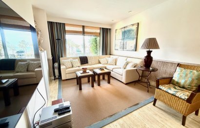 Resale - Apartment - Penthouse - Estepona - Estepona Centro