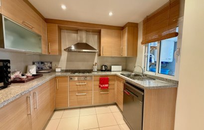 Resale - Apartment - Penthouse - Estepona - Estepona Centro