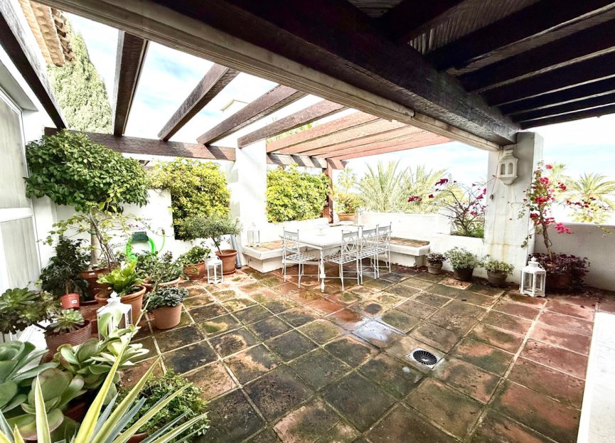 Resale - Apartment - Penthouse - Estepona - Estepona Centro