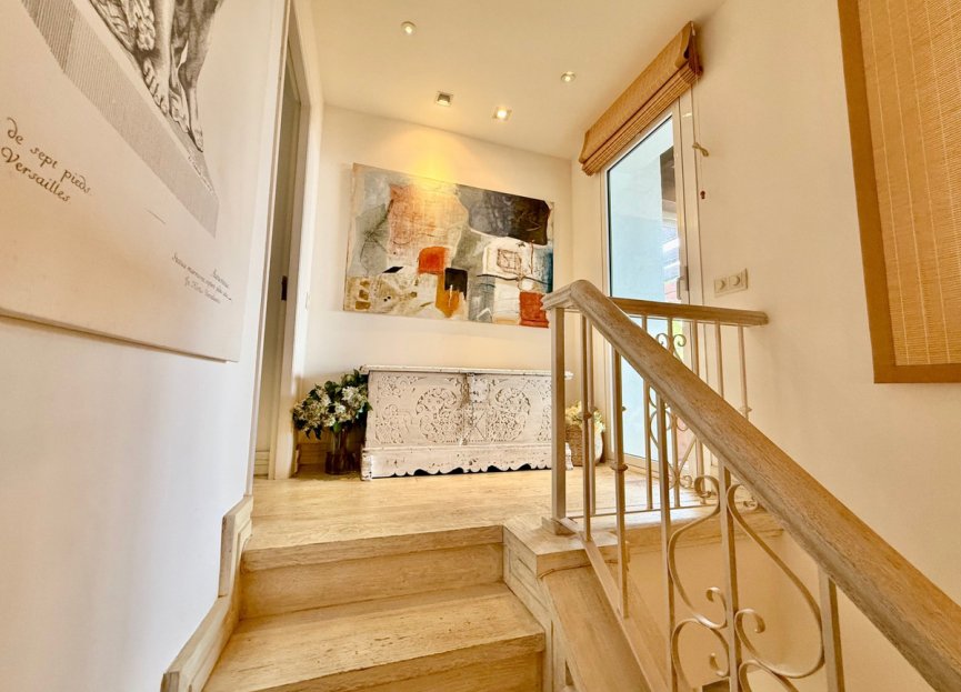 Resale - Apartment - Penthouse - Estepona - Estepona Centro