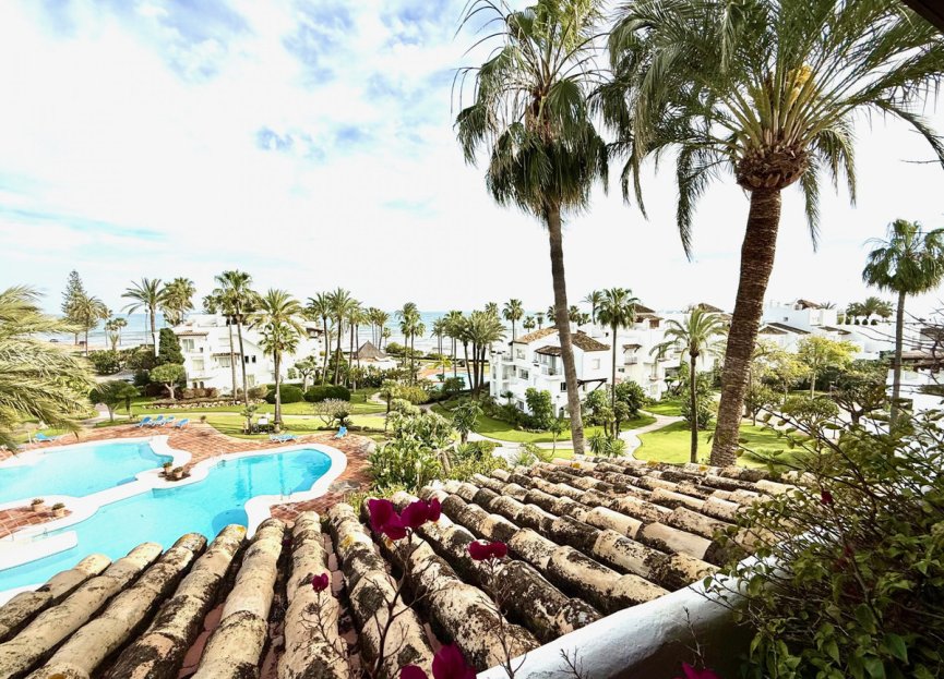 Resale - Apartment - Penthouse - Estepona - Estepona Centro