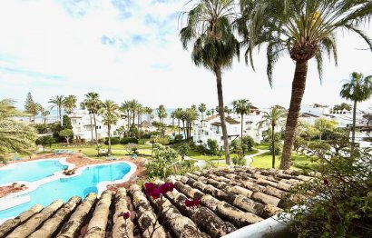 Resale - Apartment - Penthouse - Estepona - Estepona Centro