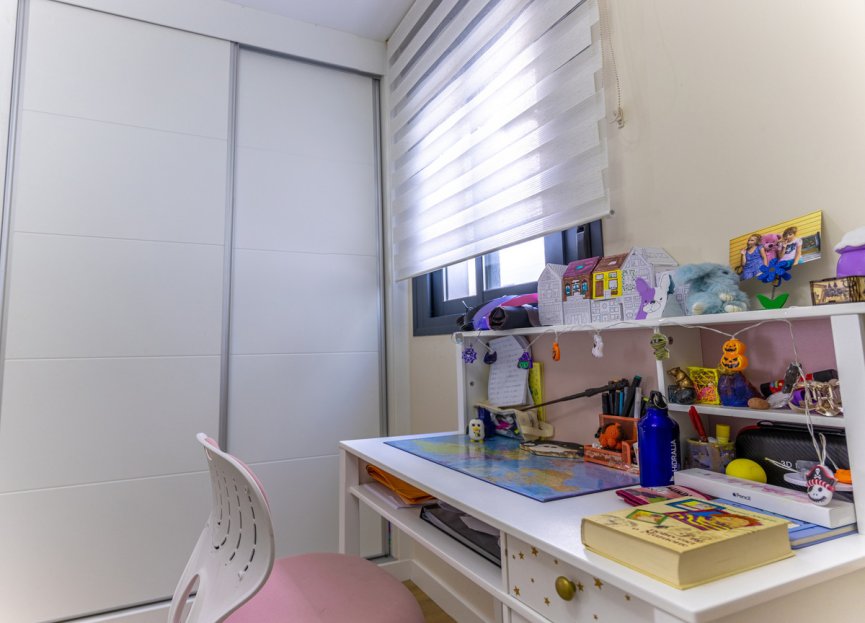 New Build - Apartment - Middle Floor Apartment - Estepona - Estepona Centro