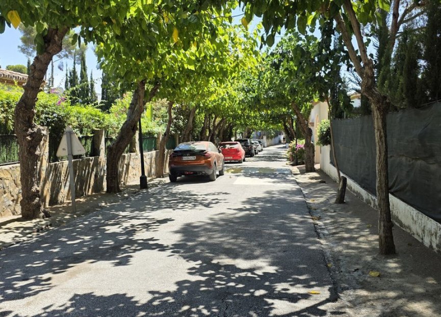 Resale - House - Townhouse - Estepona - Benamara