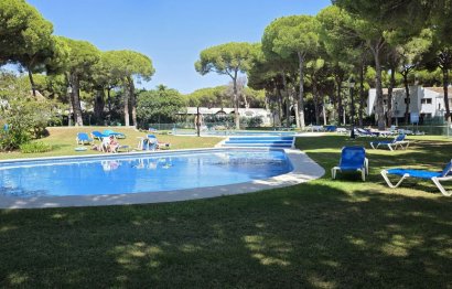 Resale - House - Townhouse - Estepona - Benamara