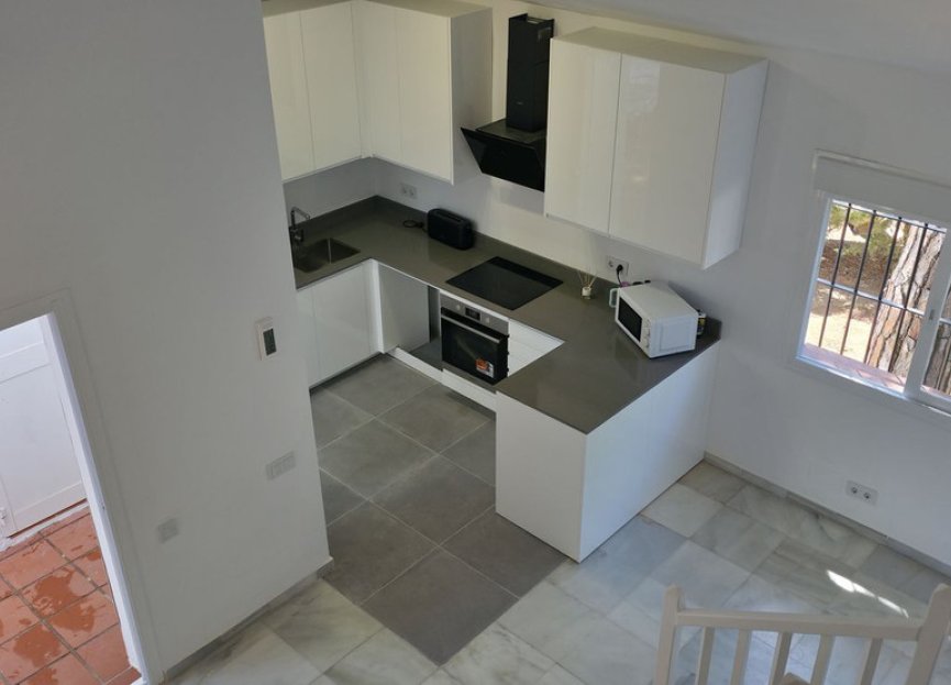 Resale - House - Townhouse - Estepona - Benamara