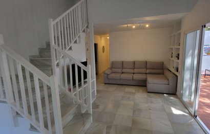 Resale - House - Townhouse - Estepona - Benamara