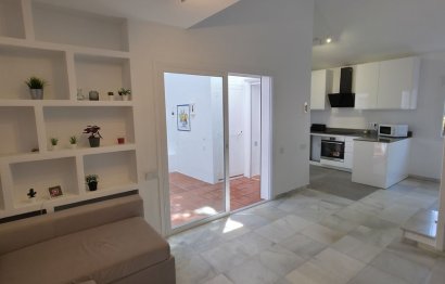Resale - House - Townhouse - Estepona - Benamara