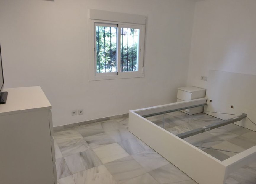 Resale - House - Townhouse - Estepona - Benamara