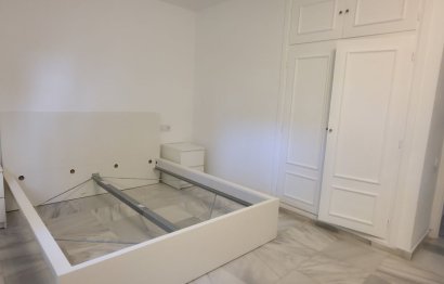 Resale - House - Townhouse - Estepona - Benamara