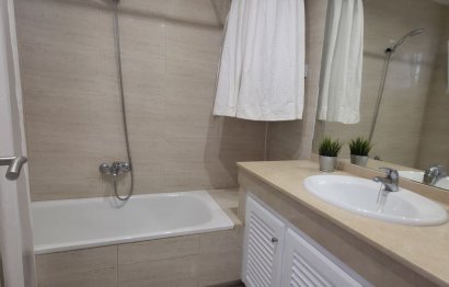 Resale - House - Townhouse - Estepona - Benamara