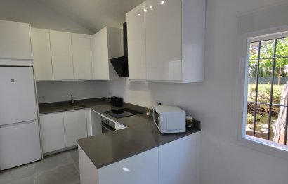 Resale - House - Townhouse - Estepona - Benamara