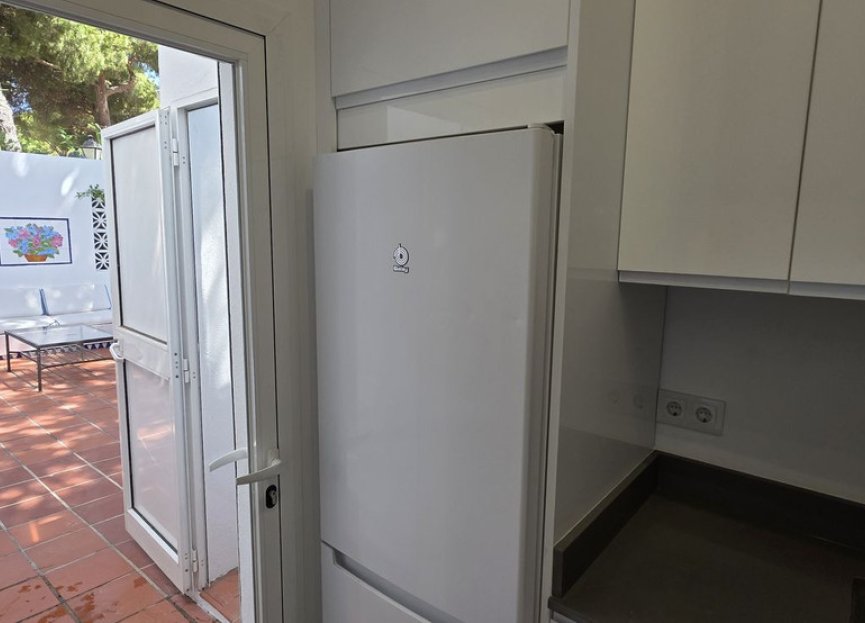 Resale - House - Townhouse - Estepona - Benamara