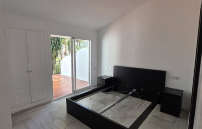 Resale - House - Townhouse - Estepona - Benamara