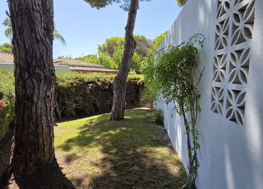 Resale - House - Townhouse - Estepona - Benamara