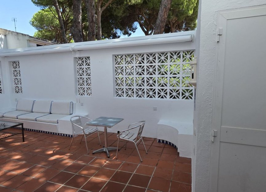 Resale - House - Townhouse - Estepona - Benamara