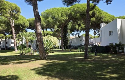 Resale - House - Townhouse - Estepona - Benamara