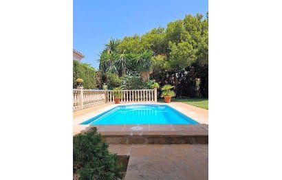 Resale - House - Detached Villa - Torremolinos - Torremolinos Centro