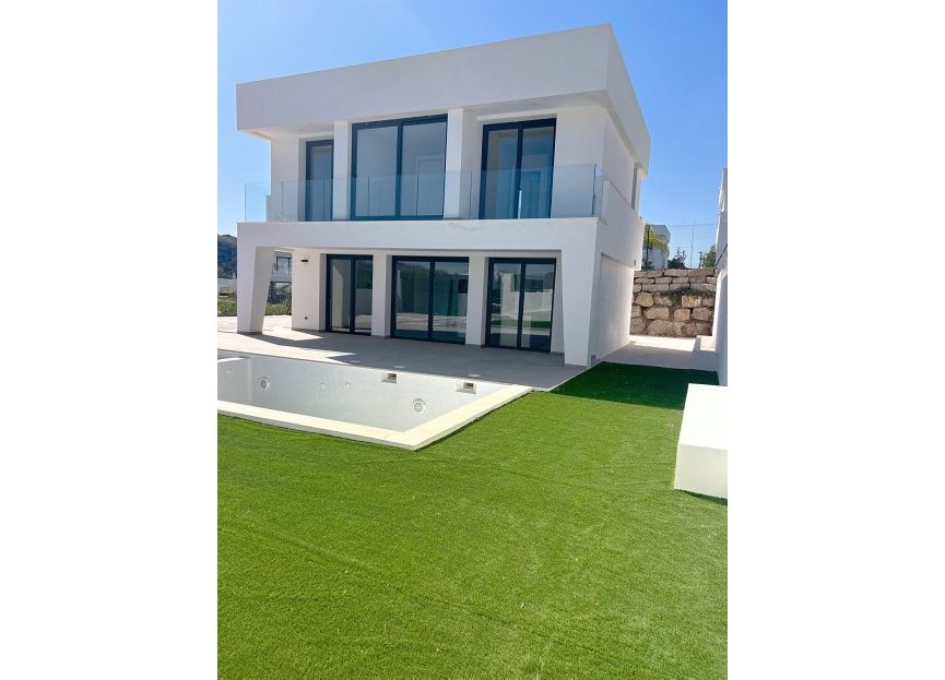 Resale - House - Detached Villa - Manilva - Manilva Centro