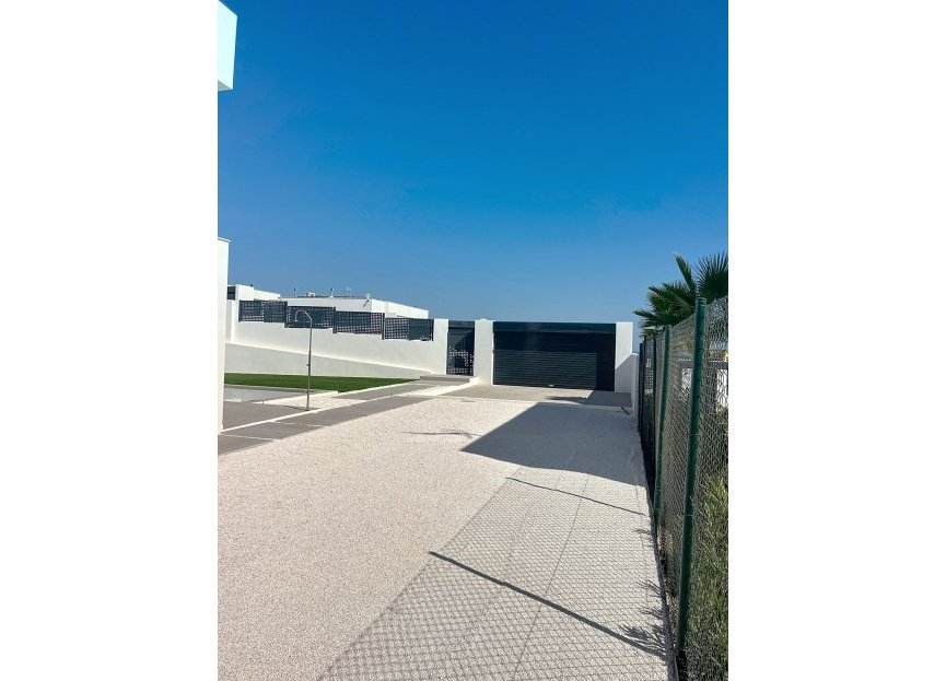 Resale - House - Detached Villa - Manilva - Manilva Centro