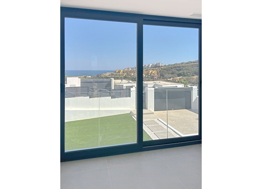 Resale - House - Detached Villa - Manilva - Manilva Centro