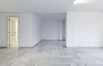 Resale - Apartment - Duplex - Marbella - Marbella Centro