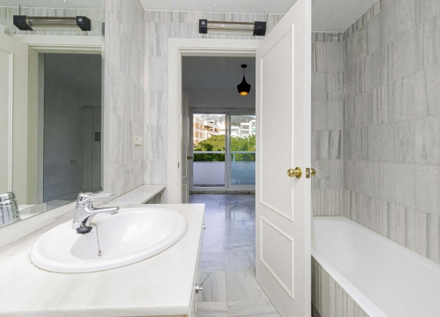 Resale - Apartment - Duplex - Marbella - Marbella Centro