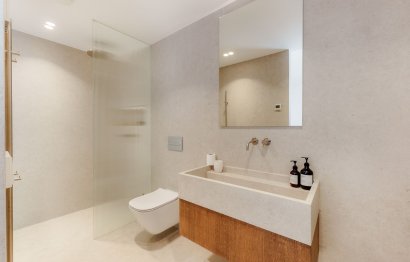 Resale - Ground floor apartment - Marbella - Nueva Andalucia