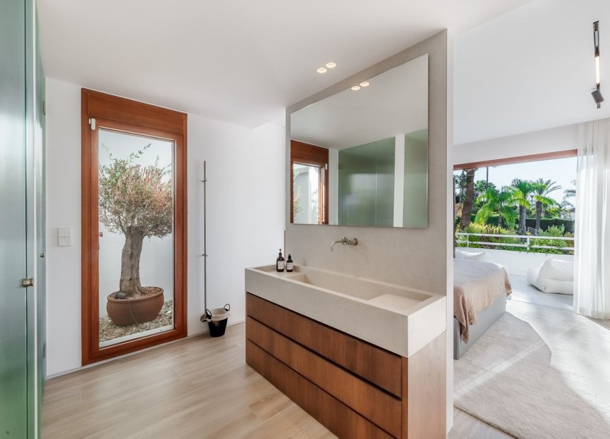 Resale - Ground floor apartment - Marbella - Nueva Andalucia