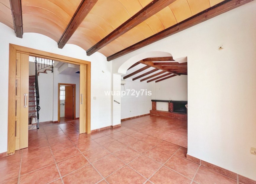 Resale - House - Detached Villa - Benalmádena - Benalmadena Centro