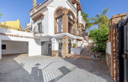 Resale - House - Detached Villa - Benalmádena - Benalmadena Centro