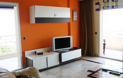 Resale - Apartment - Middle Floor Apartment - Marbella - Puerto Banús