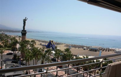 Resale - Apartment - Middle Floor Apartment - Marbella - Puerto Banús