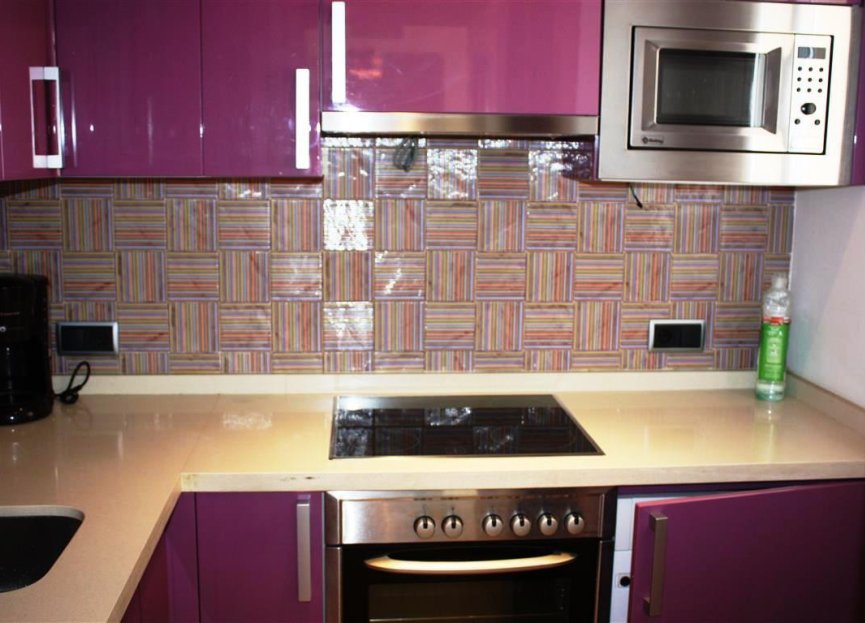 Resale - Apartment - Middle Floor Apartment - Marbella - Puerto Banús