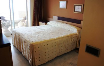 Resale - Apartment - Middle Floor Apartment - Marbella - Puerto Banús