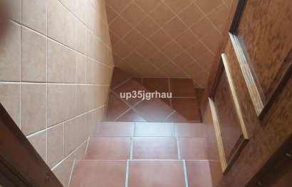 Resale - House - Detached Villa - Estepona - Estepona Centro