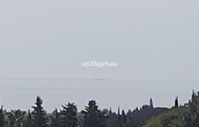 Resale - House - Detached Villa - Estepona - Estepona Centro