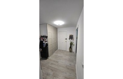 Resale - Ground floor apartment - Estepona - Estepona Centro